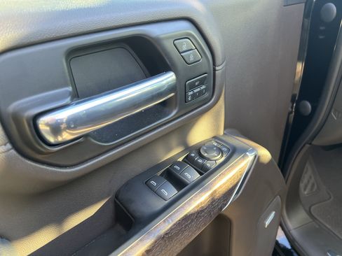 Used 2023 GMC Sierra 2500 Denali w/ Denali Ultimate Package image 15