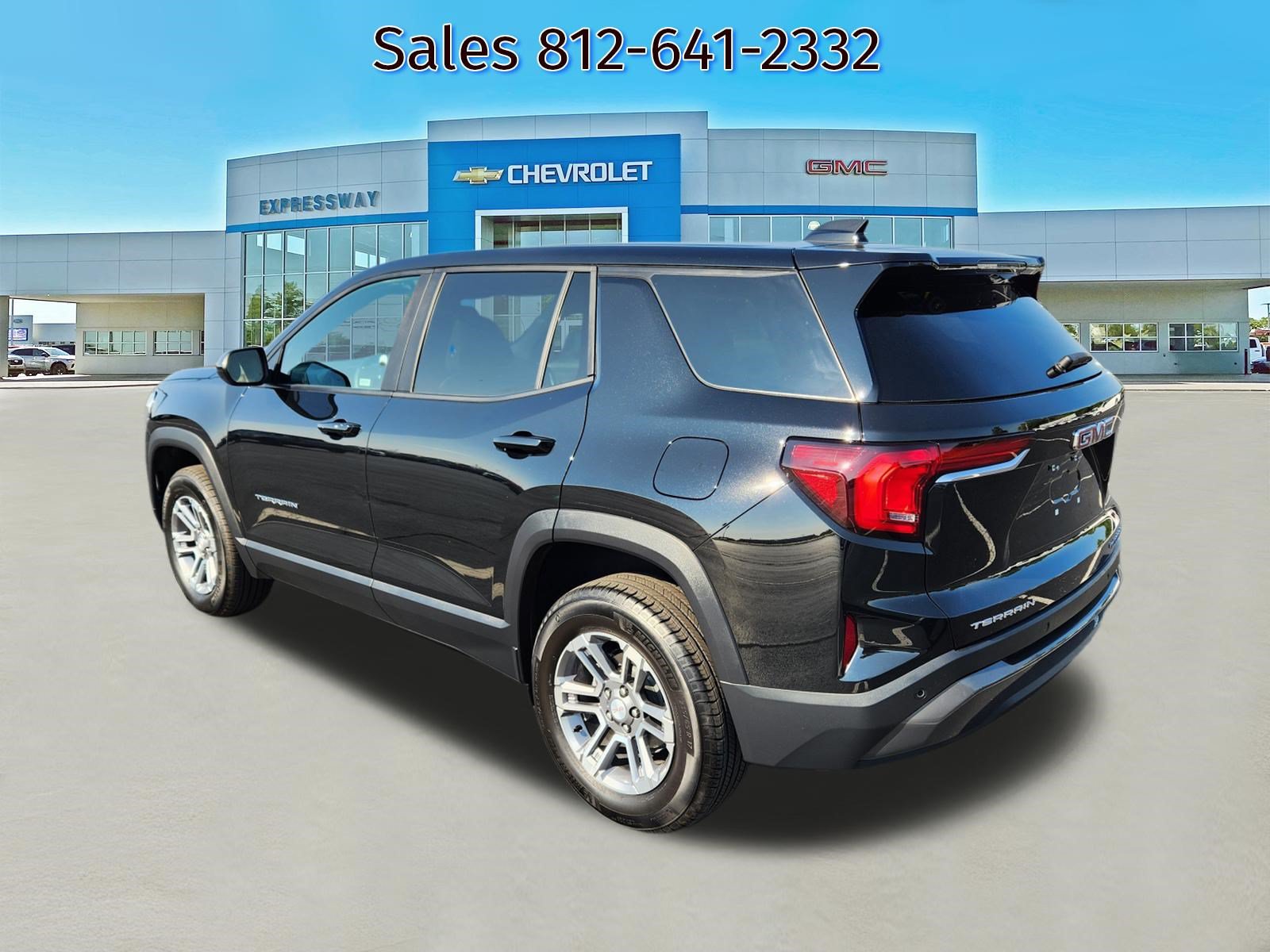 Used 2026 GMC Terrain Elevation FWD image 4