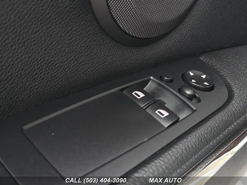 Used 2012 BMW 335i Coupe RWD image 32