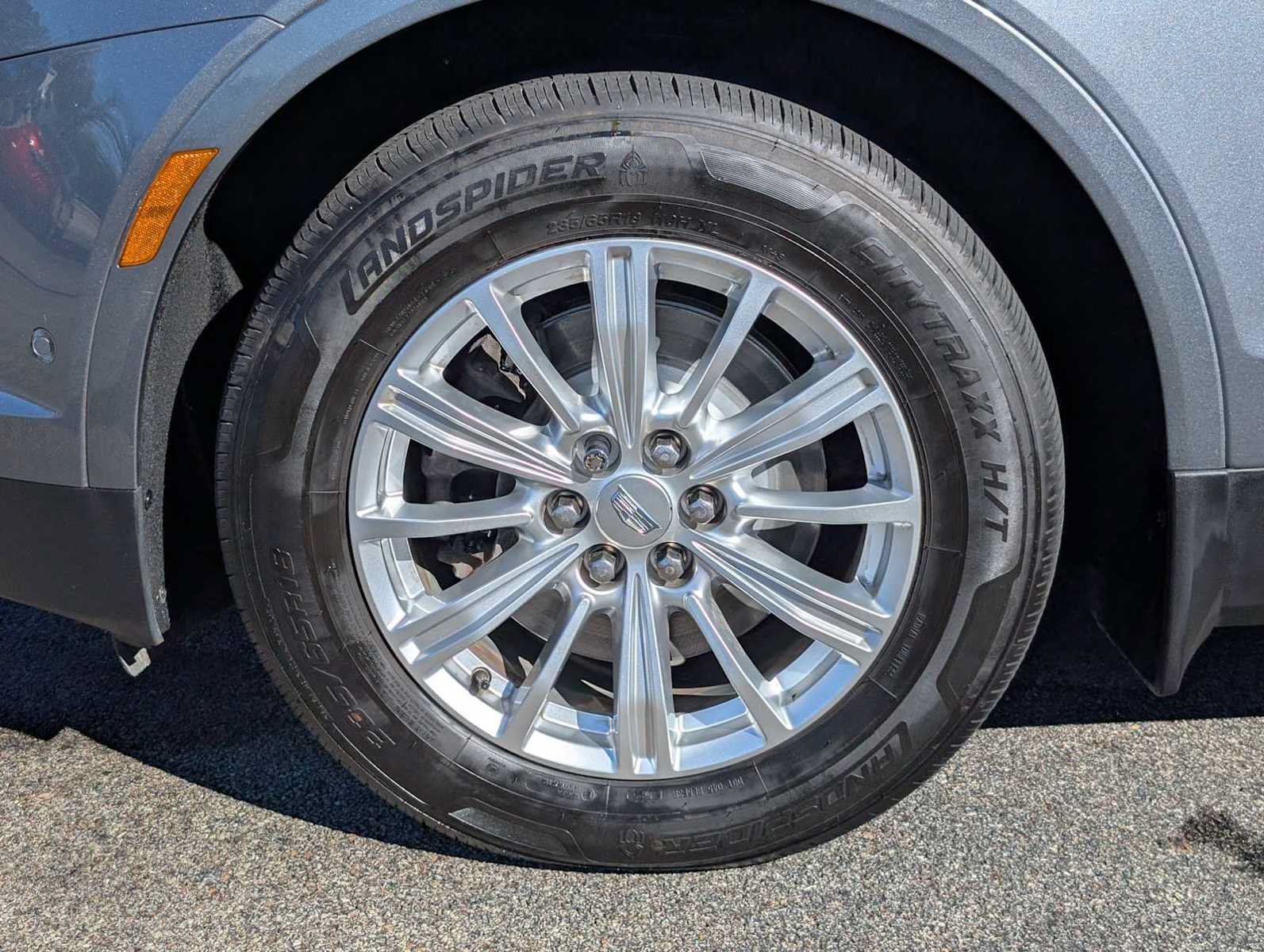 Certified 2021 Cadillac XT5 Premium Luxury AWD/4WD image 3