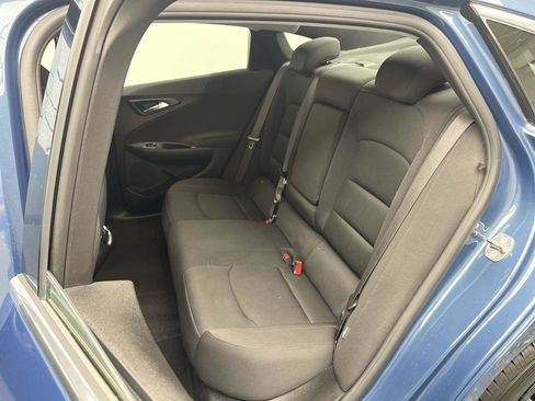 Used 2024 Chevrolet Malibu LT FWD image 11