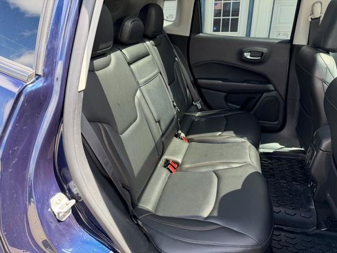 Used 2018 Jeep Compass Limited w/ Navigation Group AWD/4WD image 16