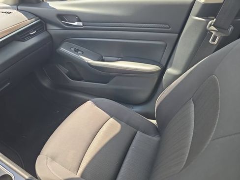 Certified 2024 Nissan Altima 2.5 SV FWD image 15