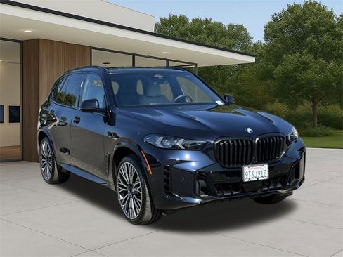 Used 2026 BMW X5 xDrive40i w/ M Sport Package image 6