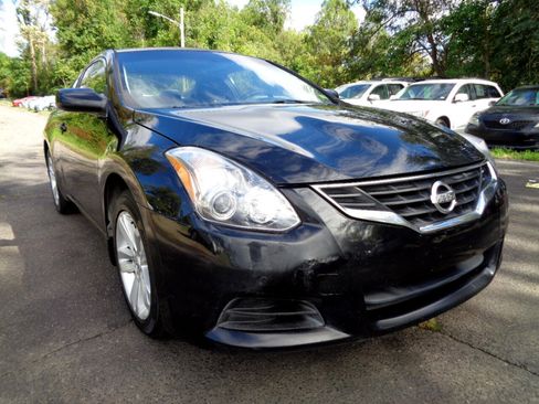 Used 2011 Nissan Altima 2.5 S image 3