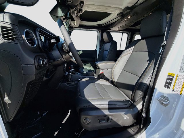 New 2027 Jeep Wrangler Unlimited Sahara AWD/4WD image 33