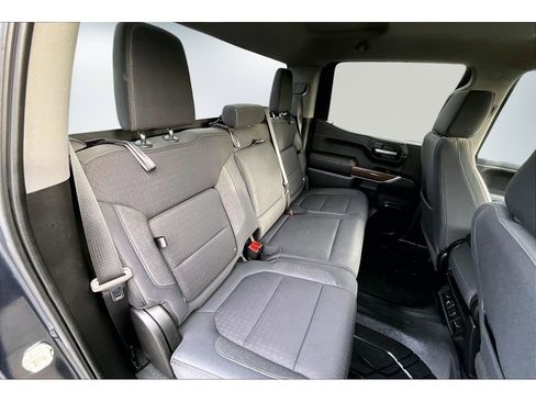 Used 2019 Chevrolet Silverado 1500 RST image 22