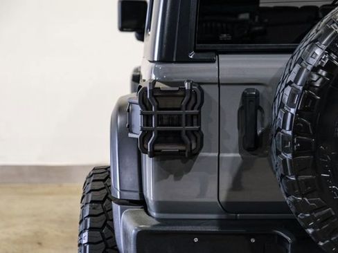 Used 2021 Jeep Wrangler Unlimited Sport AWD/4WD image 31