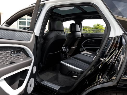 New 2026 Bentley Bentayga Speed AWD/4WD image 47