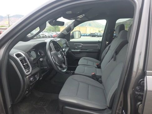 Used 2022 RAM 1500 Big Horn AWD/4WD image 13