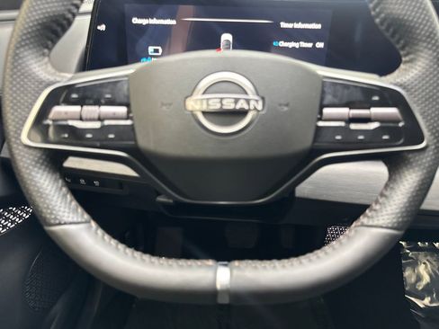 Used 2024 Nissan Ariya AWD image 58