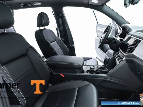 Used 2023 Volkswagen Atlas Cross Sport SEL AWD/4WD image 75