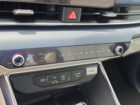 New 2026 Kia Carnival SX FWD image 27