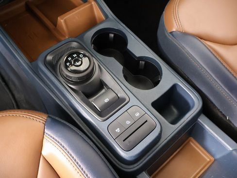 Used 2024 Ford Maverick Lariat image 9