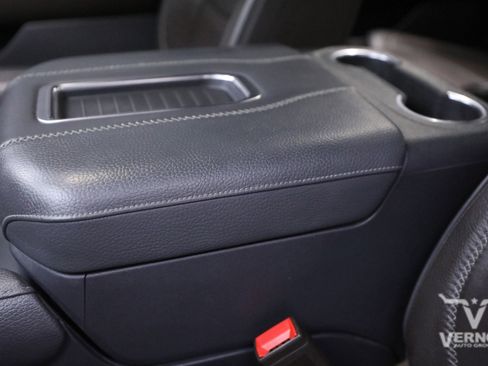 Used 2021 GMC Yukon Denali image 16