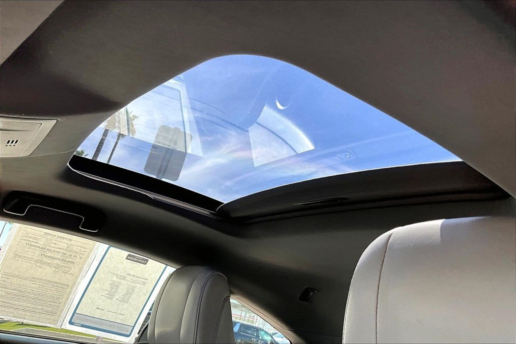 Used 2015 Lexus RC 350 w/ Luxury Package RWD image 12