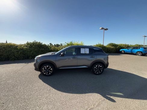 Used 2026 Nissan Kicks SV w/ Cold Weather Package AWD/4WD image 9