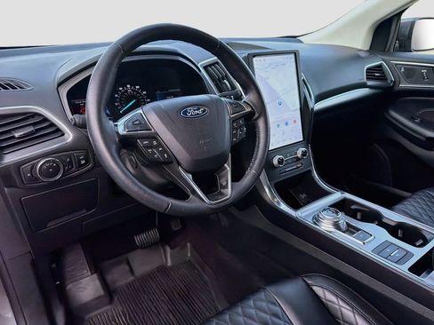 Used 2024 Ford Edge Titanium w/ Equipment Group 301A AWD/4WD image 9