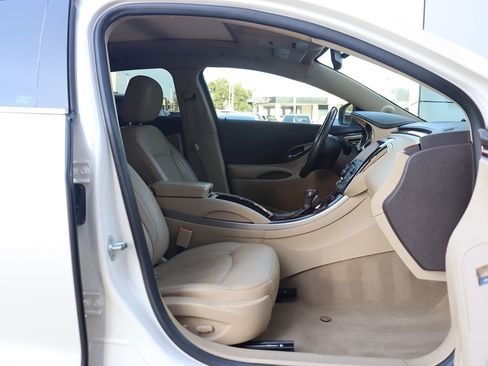 Used 2012 Buick LaCrosse Touring image 23