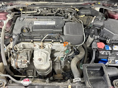 Used 2015 Honda Accord Sport image 27