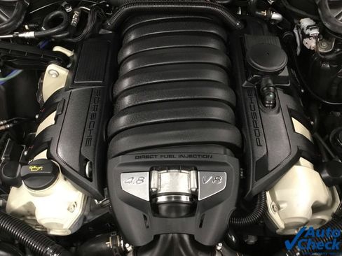 Used 2016 Porsche Panamera GTS image 42