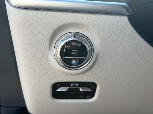 Used 2026 Mercedes-Benz C 300 Sedan image 21