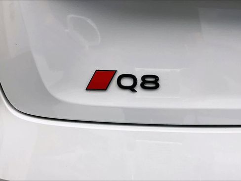 Certified 2024 Audi Q8 e-tron Prestige w/ Prestige Package image 33