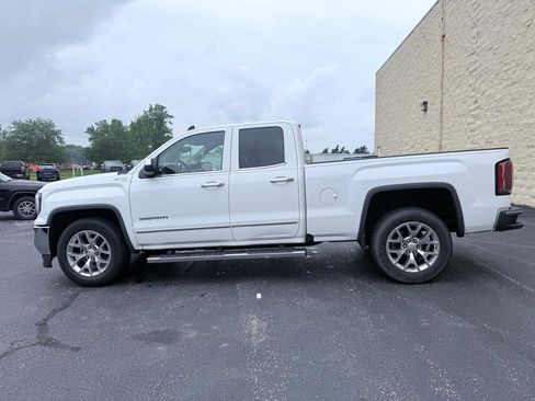 Used 2018 GMC Sierra 1500 SLT w/ SLT Premium Package AWD/4WD image 2