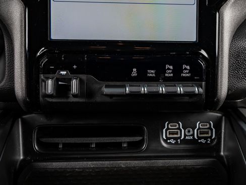 Used 2024 RAM 1500 Big Horn image 28