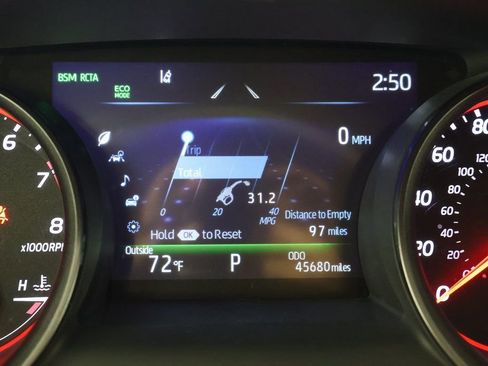 Used 2021 Toyota Camry XSE image 17