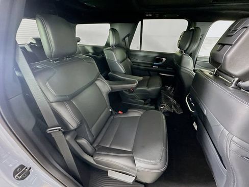 New 2027 Ford Expedition Platinum w/ Stealth Performance Package AWD/4WD image 28