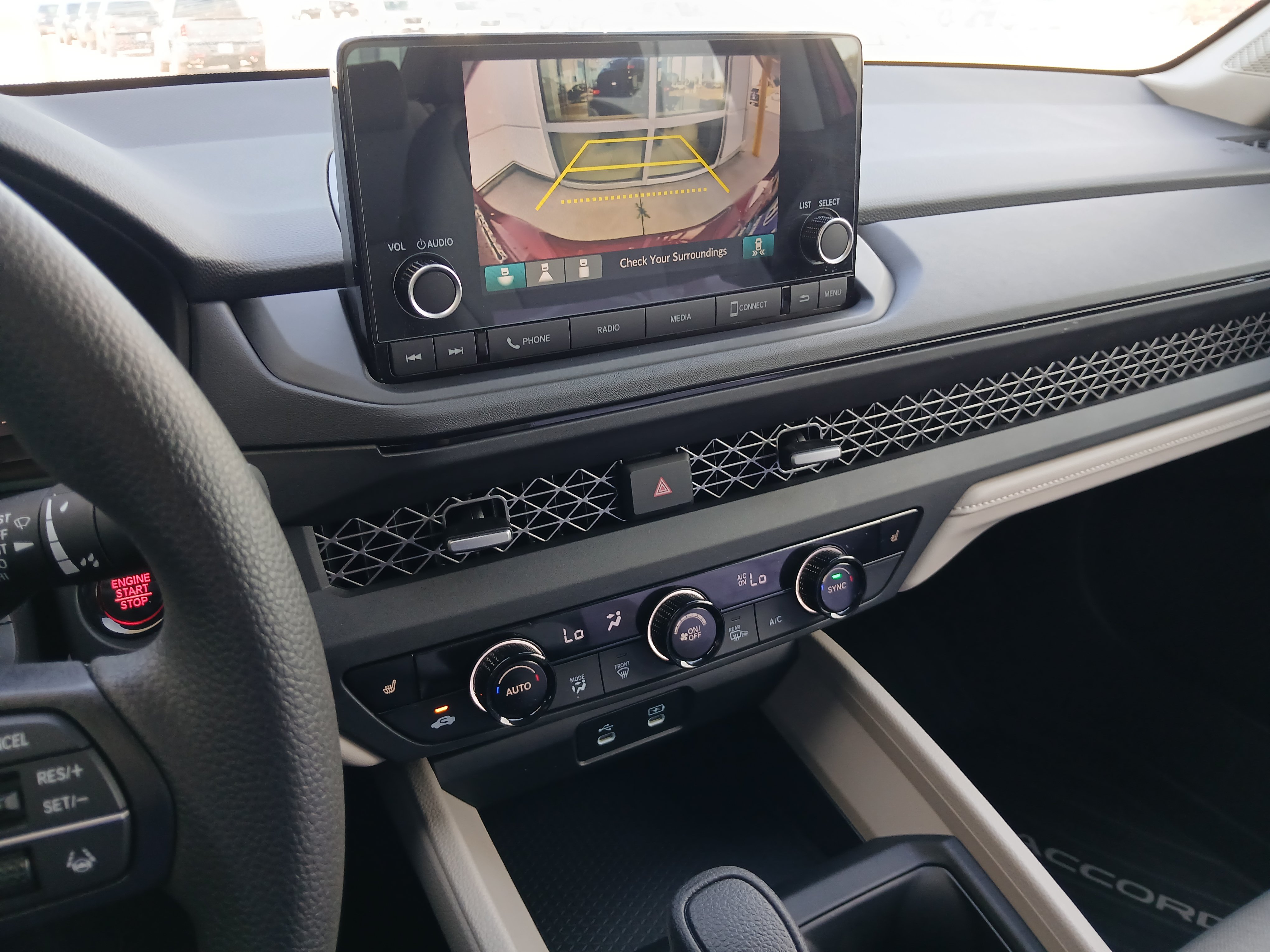 Used 2025 Honda Accord SE image 14