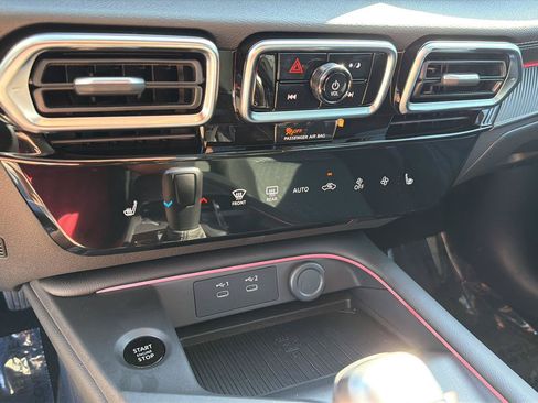 New 2026 Nissan Sentra SV w/ SV Convenience Package FWD image 26