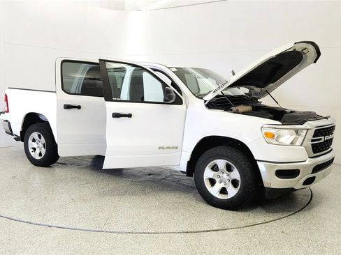 Used 2023 RAM 1500 Big Horn AWD/4WD image 10