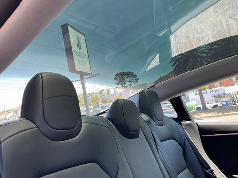 Used 2024 Tesla Model 3 Performance AWD/4WD image 61