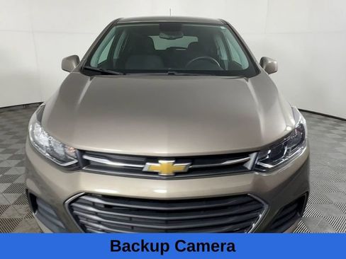 Certified 2021 Chevrolet Trax LS w/ Tint and Cruise Package FWD image 5