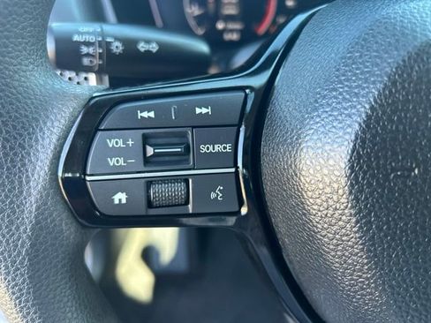 Used 2025 Honda Civic LX image 29