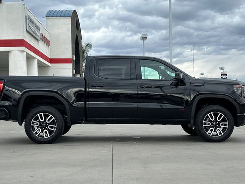 New 2026 GMC Sierra 1500 AT4 w/ LPO, Black Badging Package image 8