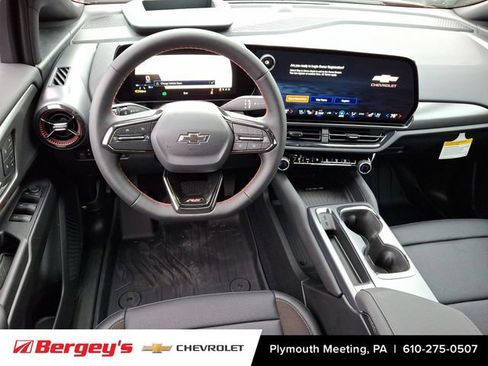 New 2026 Chevrolet Equinox EV RS image 7