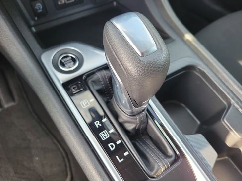 Used 2024 Nissan Sentra SV image 29