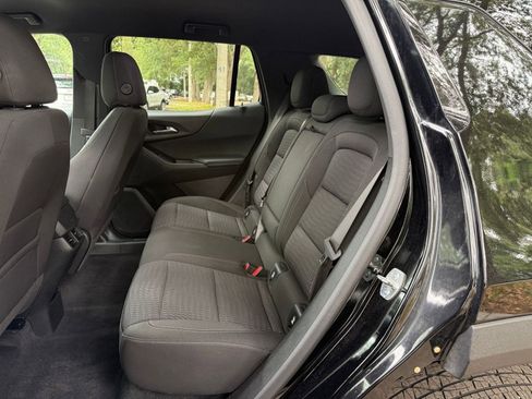 Used 2025 Chevrolet Equinox LT FWD image 37