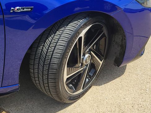 Certified 2023 Hyundai Elantra N Line image 6