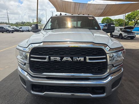 Used 2024 RAM 3500 Tradesman w/ Chrome Appearance Group AWD/4WD image 2