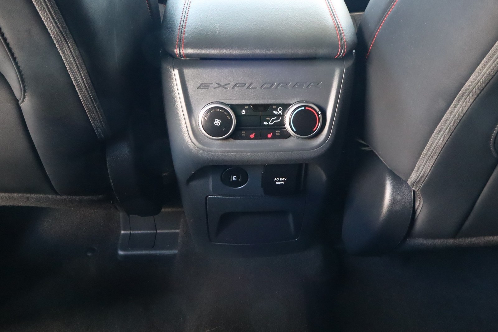 Used 2025 Ford Explorer ST RWD image 34