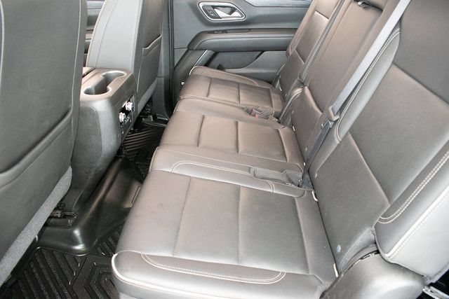 Used 2021 GMC Yukon XL SLT w/ SLT Luxury Plus Package RWD image 19