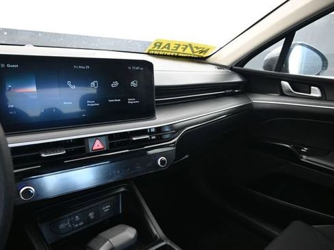 Used 2025 Kia K5 LXS FWD image 18