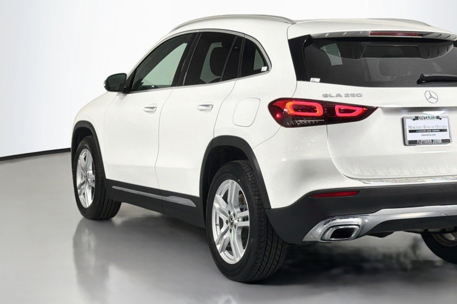 Used 2023 Mercedes-Benz GLA 250 4MATIC image 16