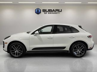 Used 2025 Porsche Macan AWD/4WD video 2