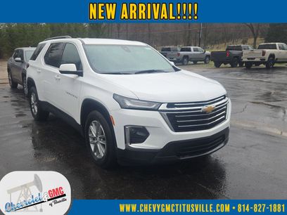 Used 2023 Chevrolet Traverse LT