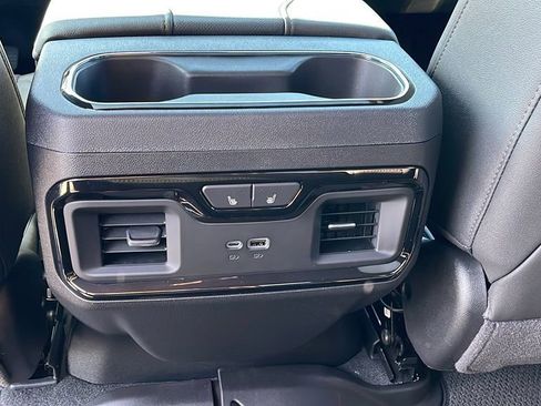 New 2026 GMC Sierra 2500 AT4 w/ AT4 Premium Plus Package AWD/4WD image 18